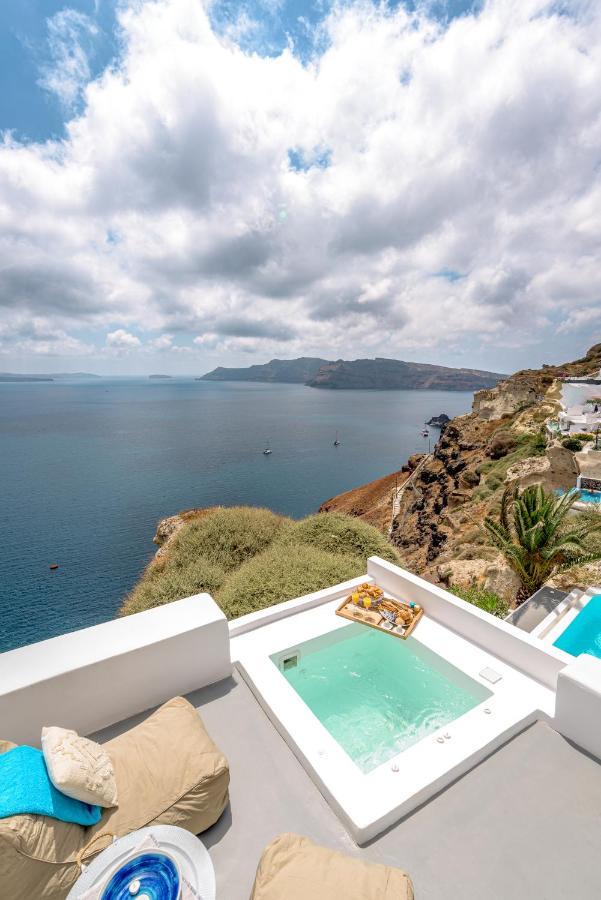 Amazing View Villa Oia With Jacuzzi Buitenkant foto